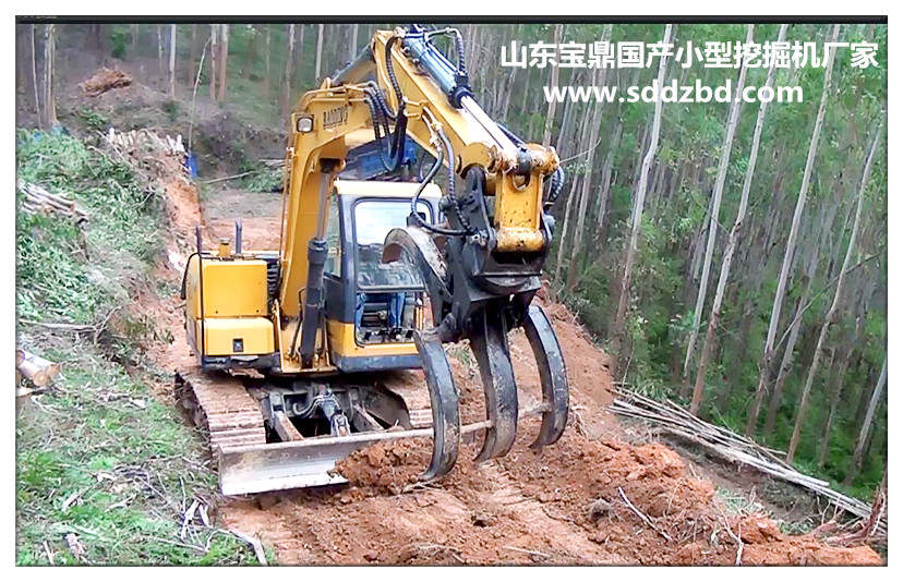 山東寶鼎國產小型挖掘機廠家