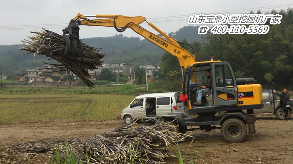 寶鼎輪式蔗木裝卸機產品