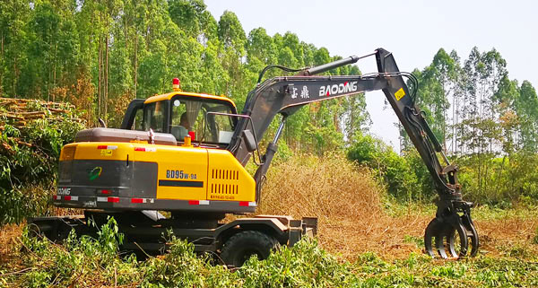 挖掘機抓木機寶鼎95車型.jpg