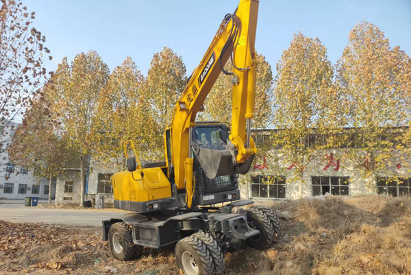 國(guó)產(chǎn)輪式挖掘機(jī)80車型.jpg