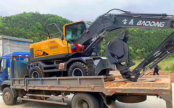 寶鼎105抓木機